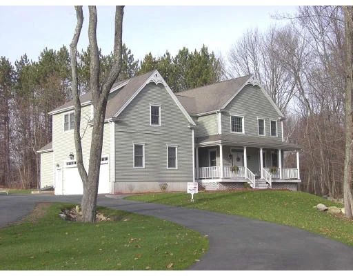 Unit for sale at 5 Brookside Rd, Southborough, MA 01772