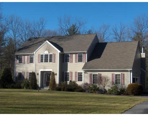 Unit for sale at 124 Sandy Pond Rd, Groton, MA 01450