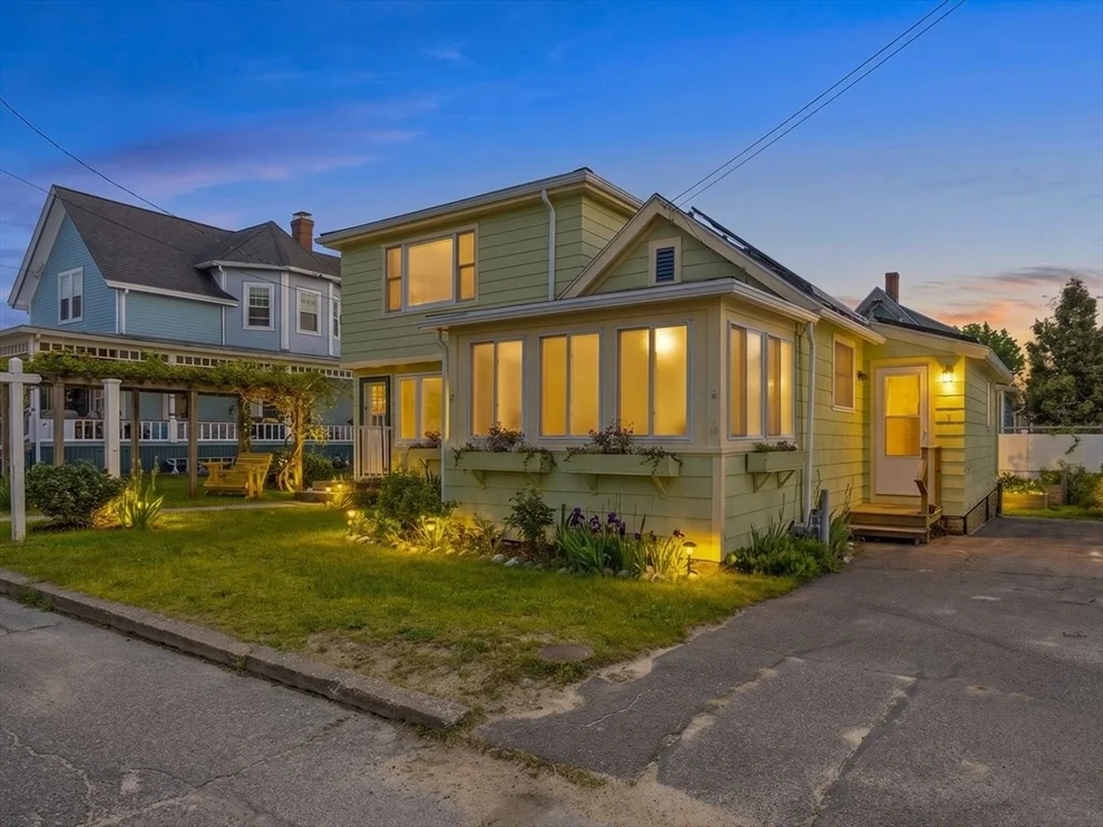 Unit for sale at 7 Grove St, Wareham, MA 02571