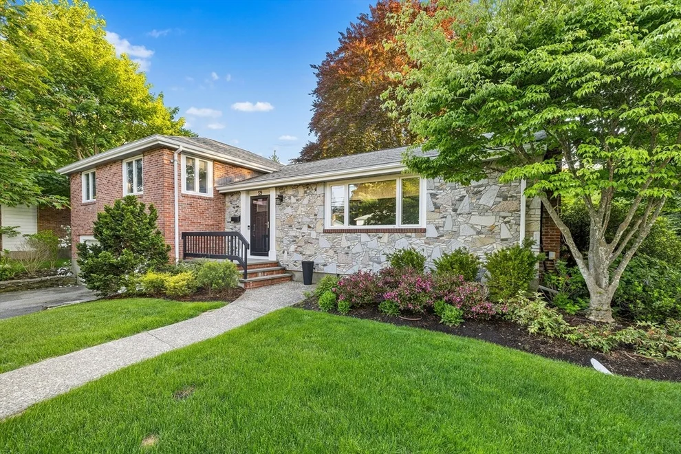 Unit for sale at 59 Deborah Rd, Newton, MA 02459
