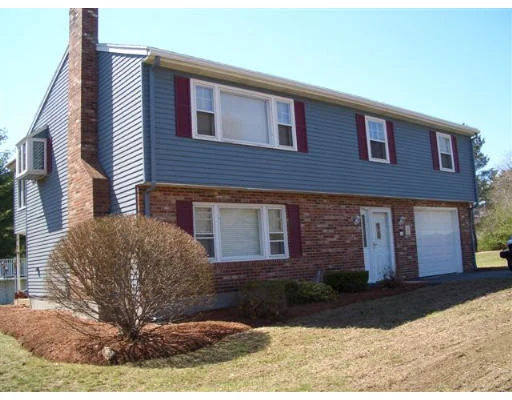 Unit for sale at 16 Arlene Ave, Wilmington, MA 01887
