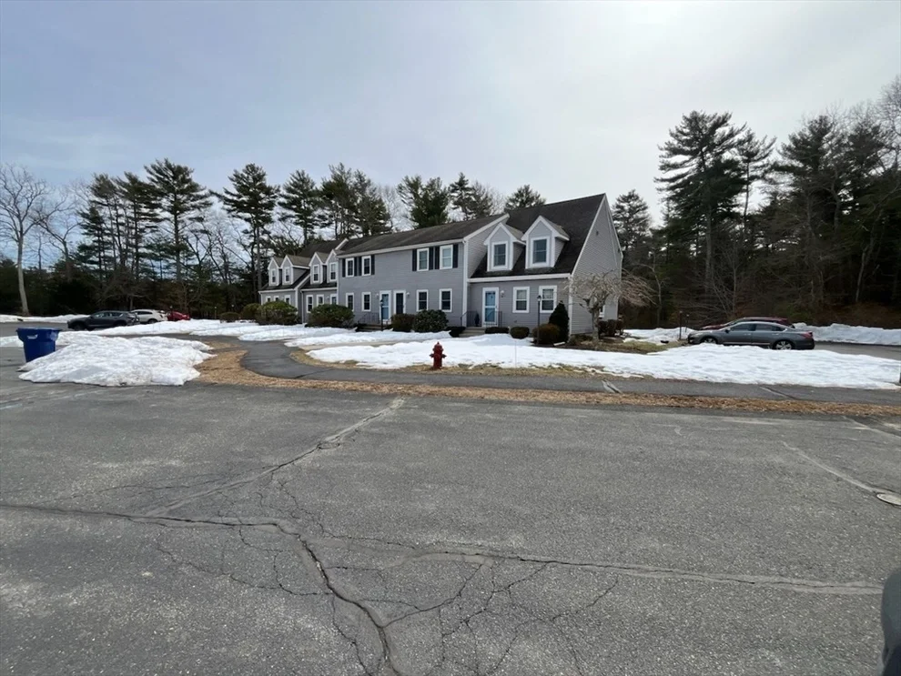 Unit for sale at 12 Basking Ridge, Middleboro, MA 02346