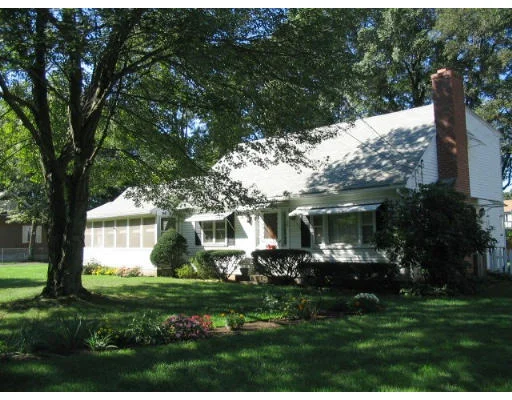 Unit for sale at 98 Peekskill Avenue, Springfield, MA 01129