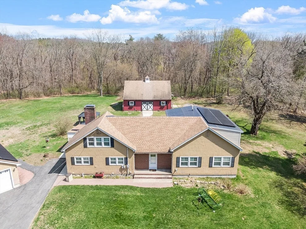 Unit for sale at 173 Middle Road, Haverhill, MA 01830