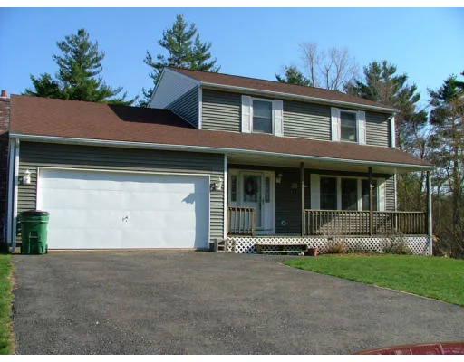 Unit for sale at 2 Sanfred Rd, Leicester, MA 01524