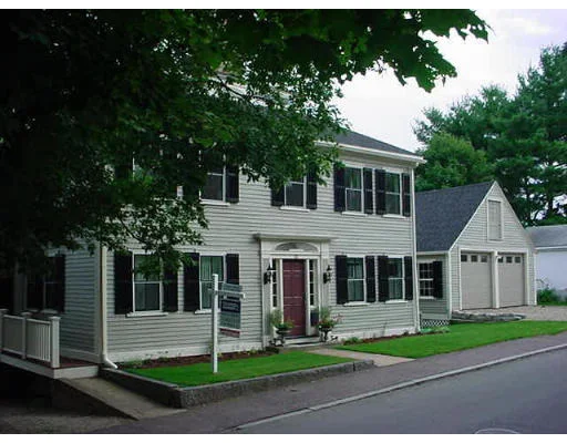 Unit for sale at 12 Bennett Street, Manchester, MA 01944