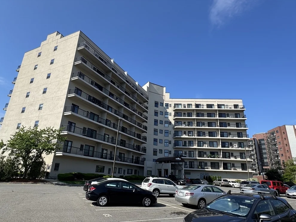 Unit for sale at 133 Commander Shea Blvd, Quincy, MA 02171