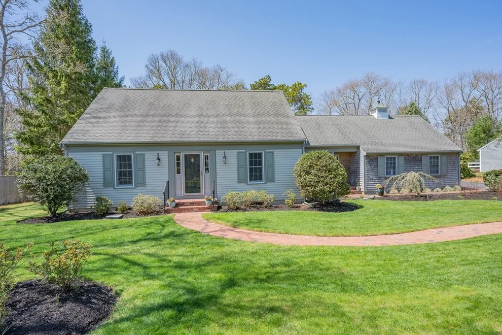 Unit for sale at 234 Winding Cove Rd, Barnstable, MA 02648
