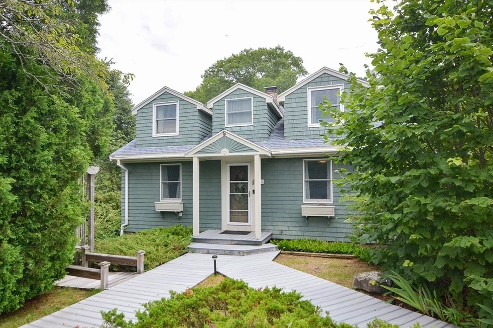 Unit for sale at 53 Concord St, Gloucester, MA 01930