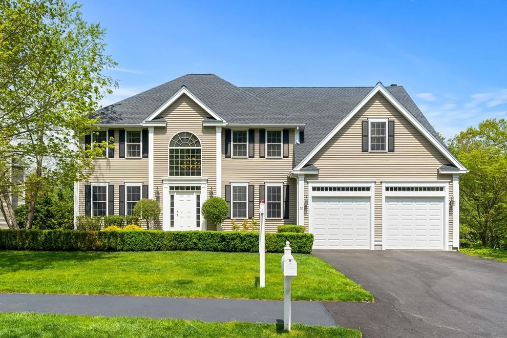 Unit for sale at 10 Yankee Way, Beverly, MA 01915