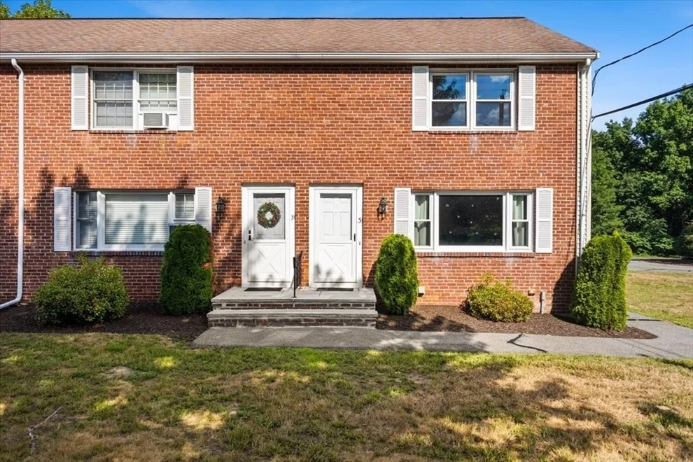 Unit for sale at 31 Willow Ridge Dr, Bridgewater, MA 02324