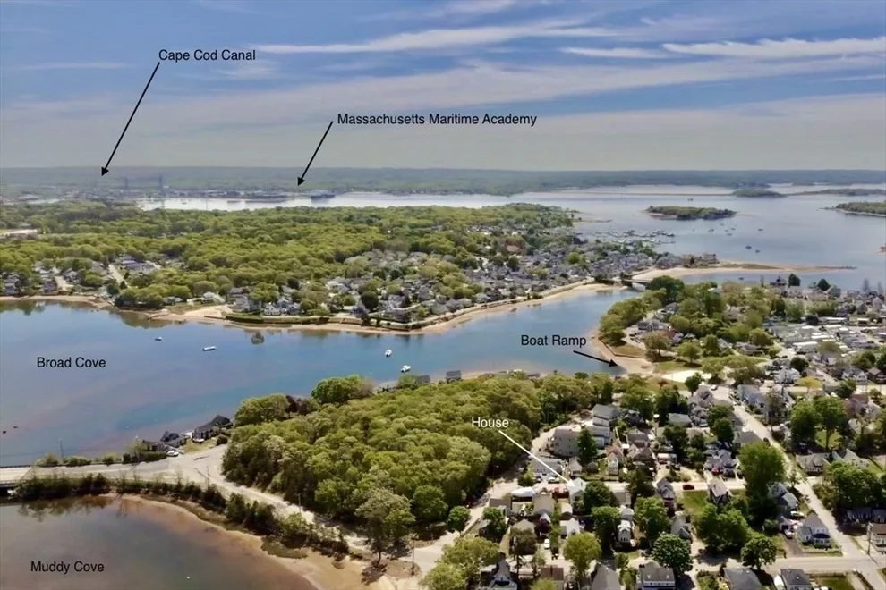 Unit for sale at 50 Highland Ave, Wareham, MA 02558