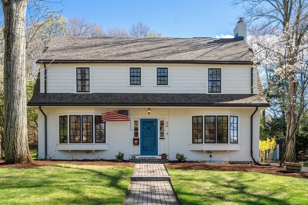 Unit for sale at 30 Trowbridge Ave, Newton, MA 02460