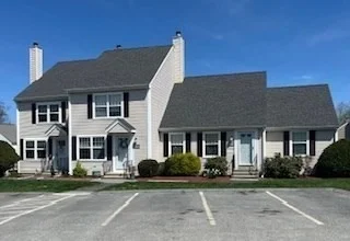 Unit for sale at 1403 Forest Park Dr, Auburn, MA 01501