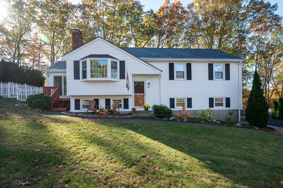Unit for sale at 62 Laurel Ln, Bellingham, MA 02019