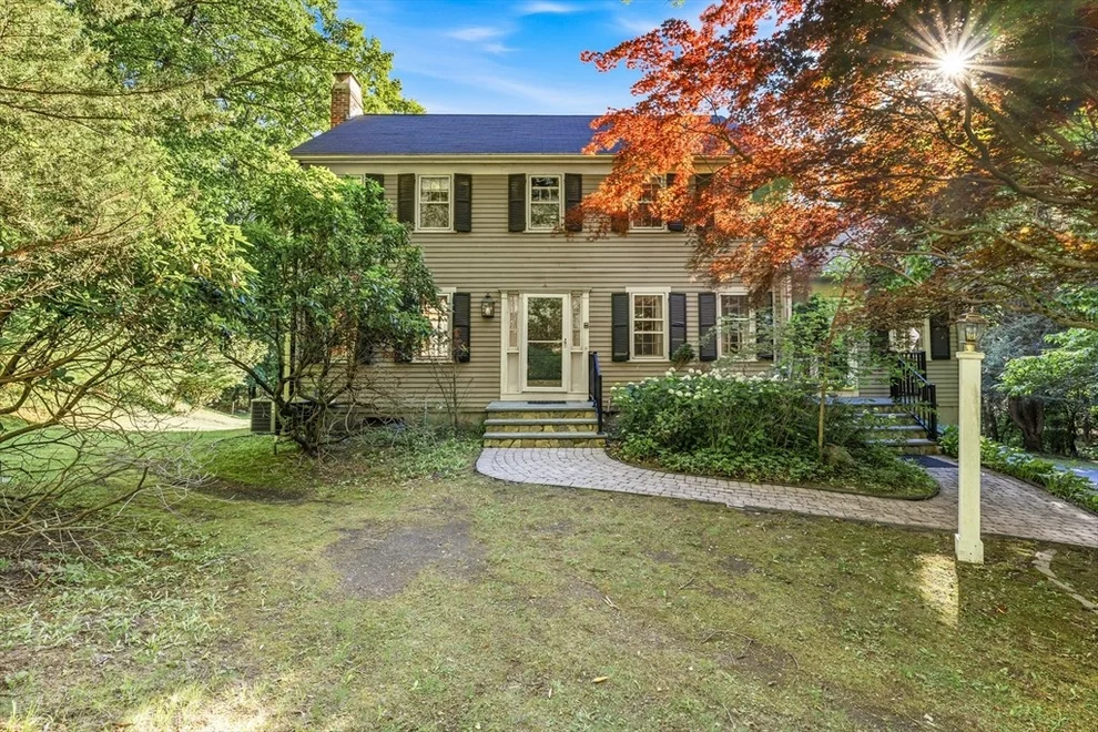 Unit for sale at 21 Goulding St E, Sherborn, MA 01770