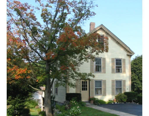 Unit for sale at 4 North St, Douglas, MA 01516