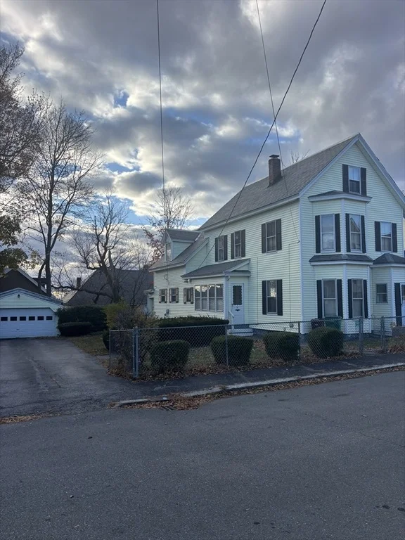 Unit for sale at 28 May St, Lowell, MA 01850