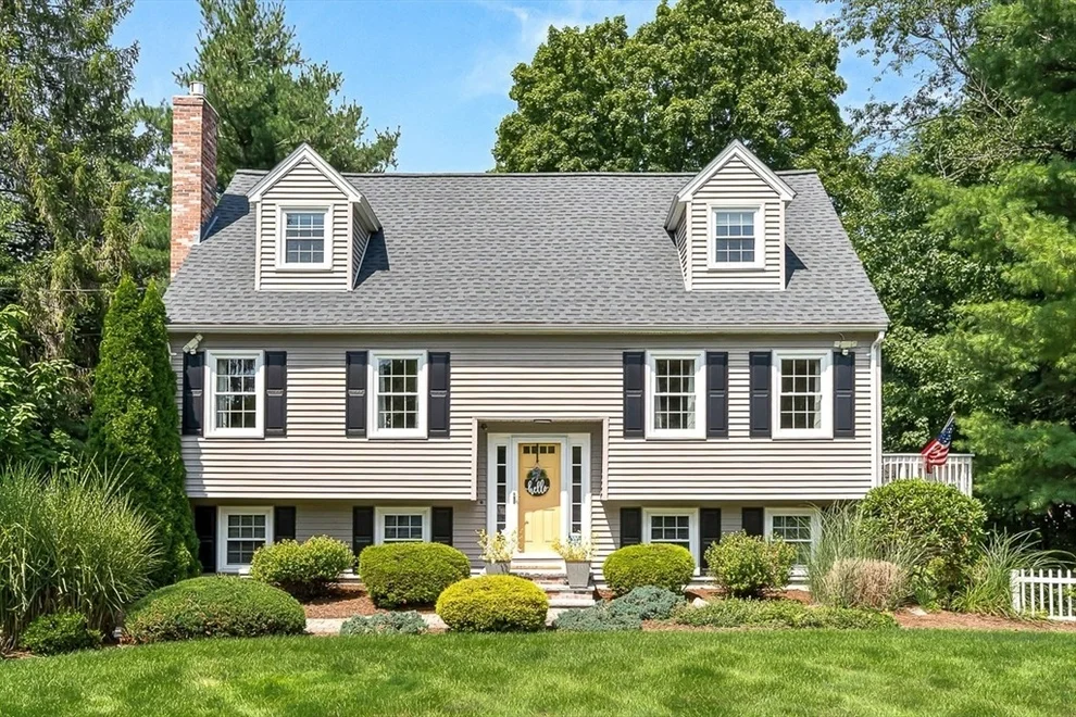 Unit for sale at 84 Derby St, Dracut, MA 01826