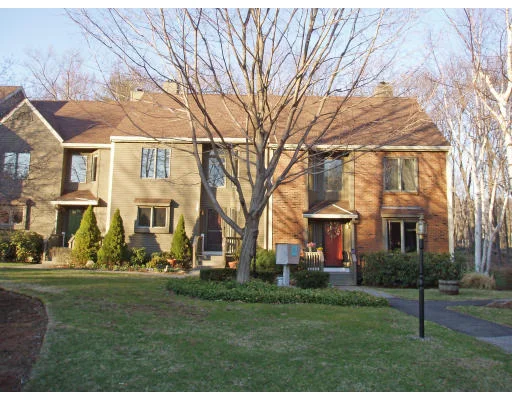 Unit for sale at 770 Salisbury St,, Worcester, MA 01609