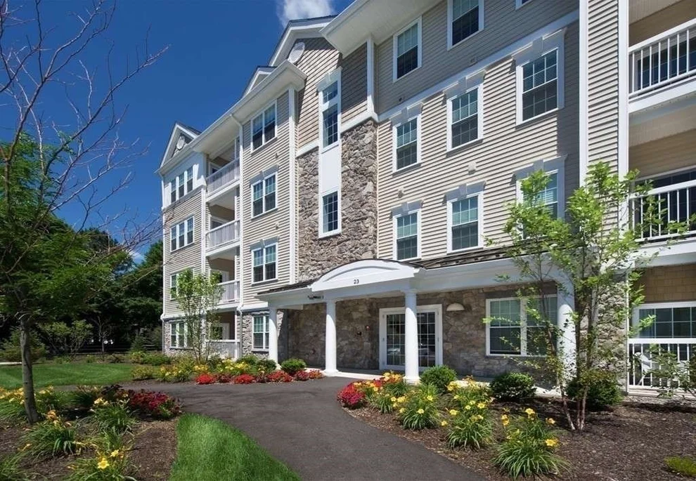 Unit for sale at 22 Farmstead Ln, Sudbury, MA 01776