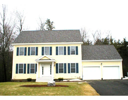 Unit for sale at 17 Coppersmith Way, Townsend, MA 01469