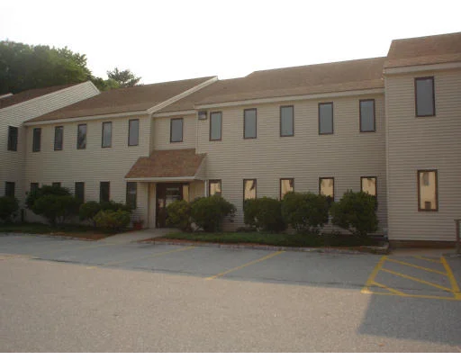 Unit for sale at 6 Unit 10 Court House Lane, Chelmsford, MA 01824