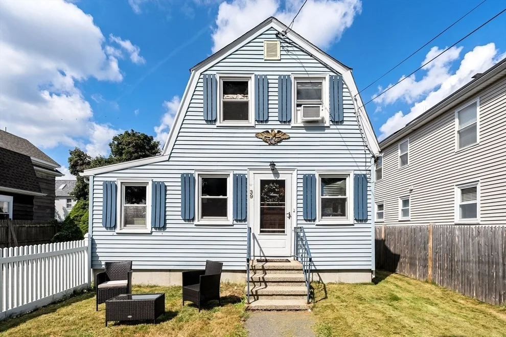 Unit for sale at 39 Macy St, Quincy, MA 02169