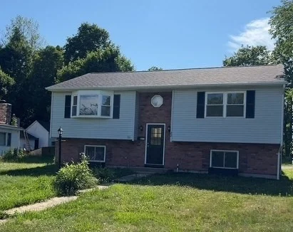 Unit for sale at 22 Woodlawn St, Winchendon, MA 01475