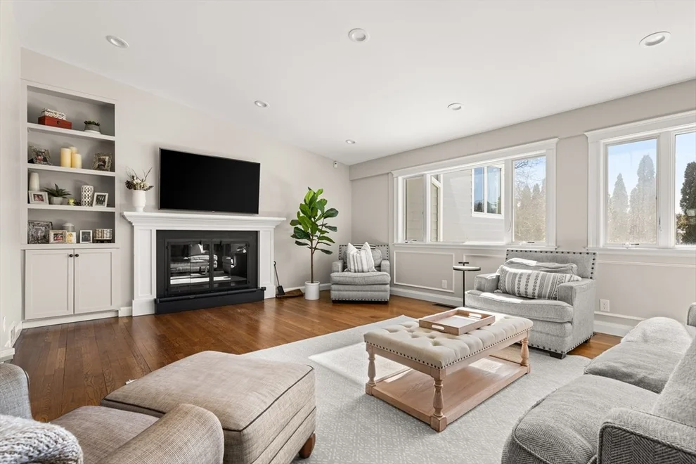 Unit for sale at 237 Atlantic Ave, Swampscott, MA 01907