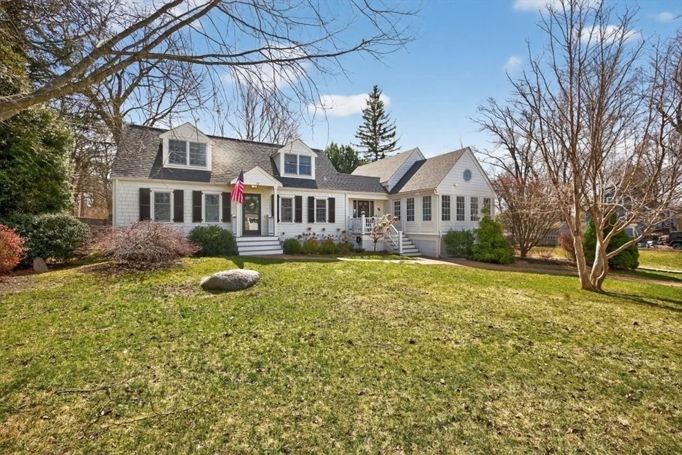 Unit for sale at 12 Tupelo Rd, Cohasset, MA 02025