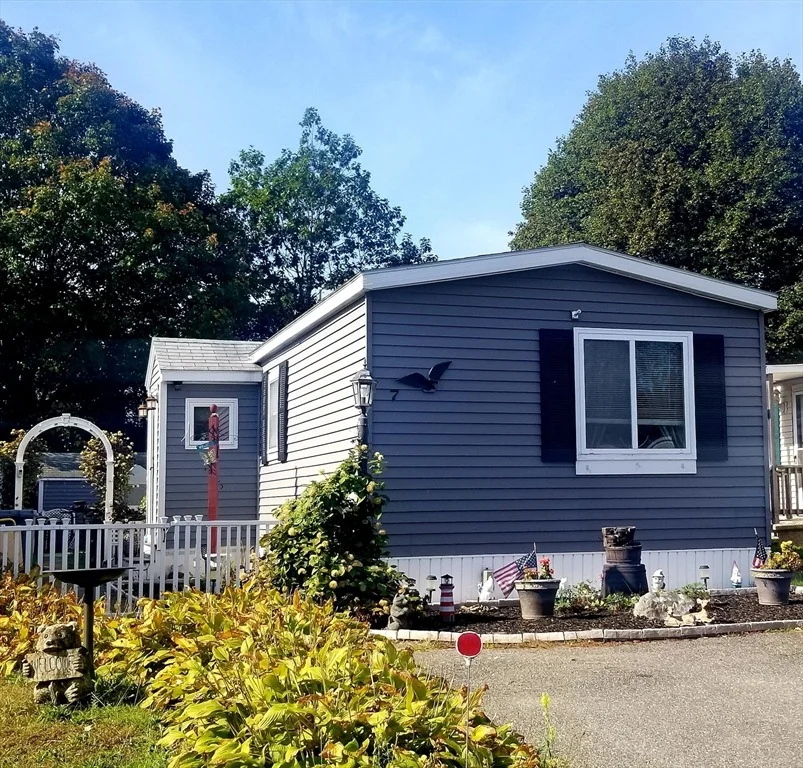 Unit for sale at 251 Newbury, Peabody, MA 01960