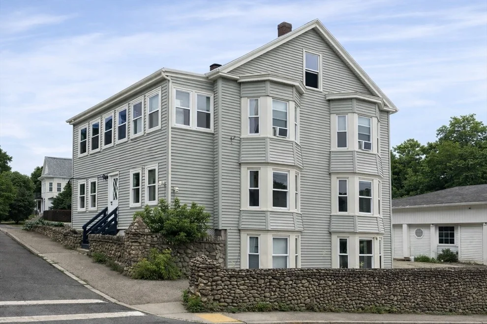 Unit for sale at 2 Church St, Spencer, MA 01562