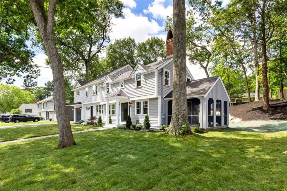 Unit for sale at 6 Longbow Rd, Lynnfield, MA 01940