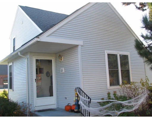 Unit for sale at 25 Richmond Way, Chicopee, MA 01022