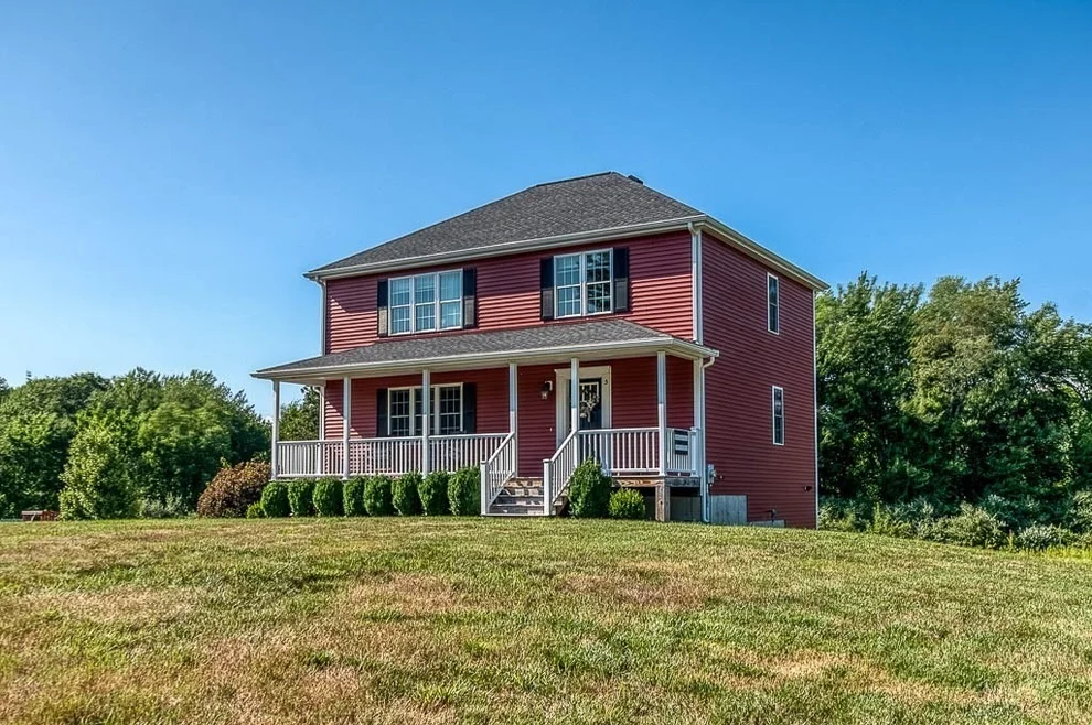 Unit for sale at 5 Shamrock Ln., Lakeville, MA 02347