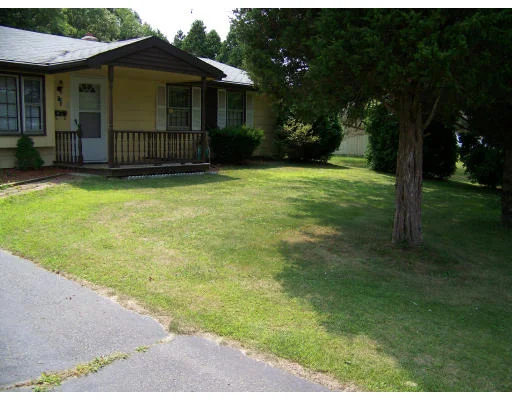 Unit for sale at 10 Rosewood Dr, Swansea, MA 02777