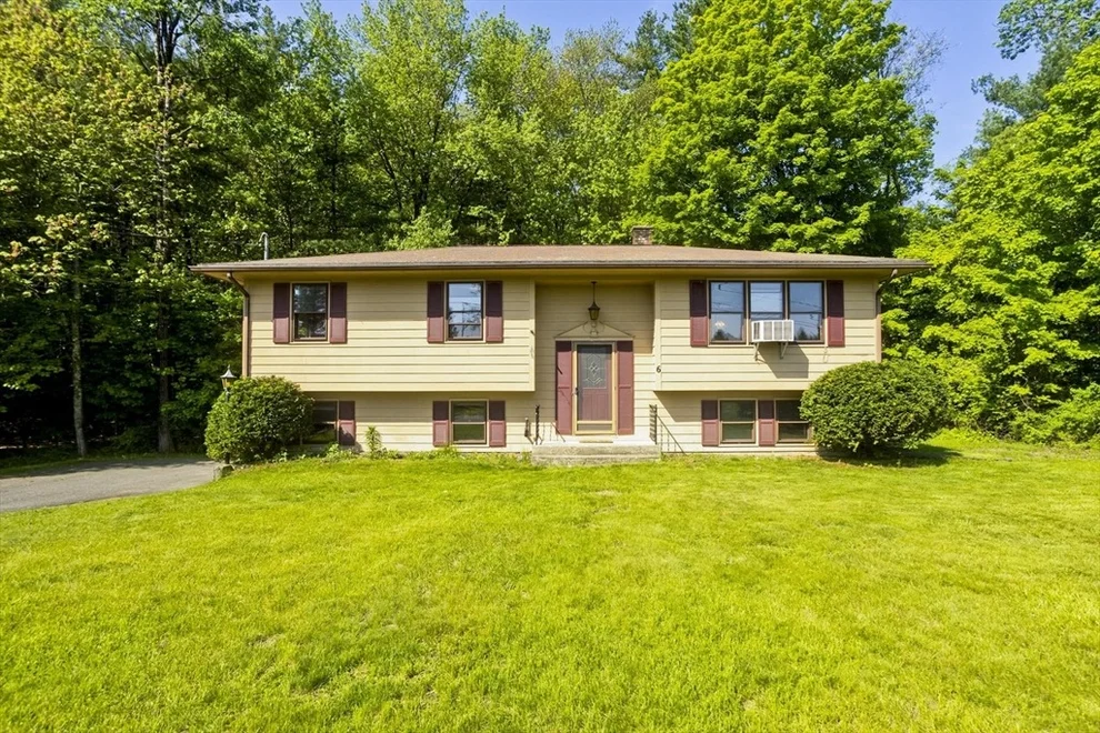 Unit for sale at 6 Pine Wood Dr, Southampton, MA 01073