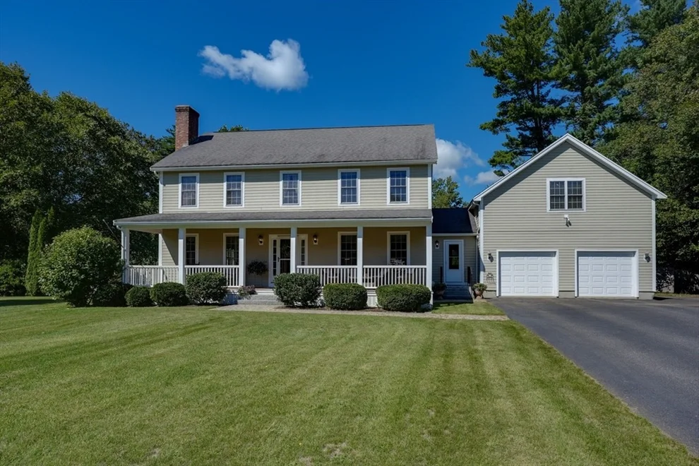 Unit for sale at 31 Garrison Grove, Lancaster, MA 01523
