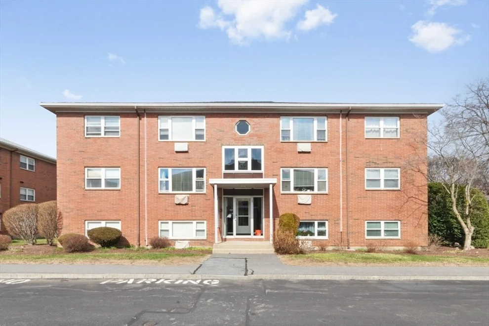 Unit for sale at 40 Whitman Rd, Waltham, MA 02453