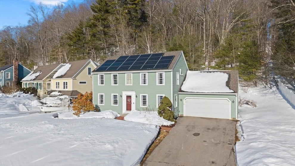 Unit for sale at 5 Tuxbury Ln, Amesbury, MA 01913