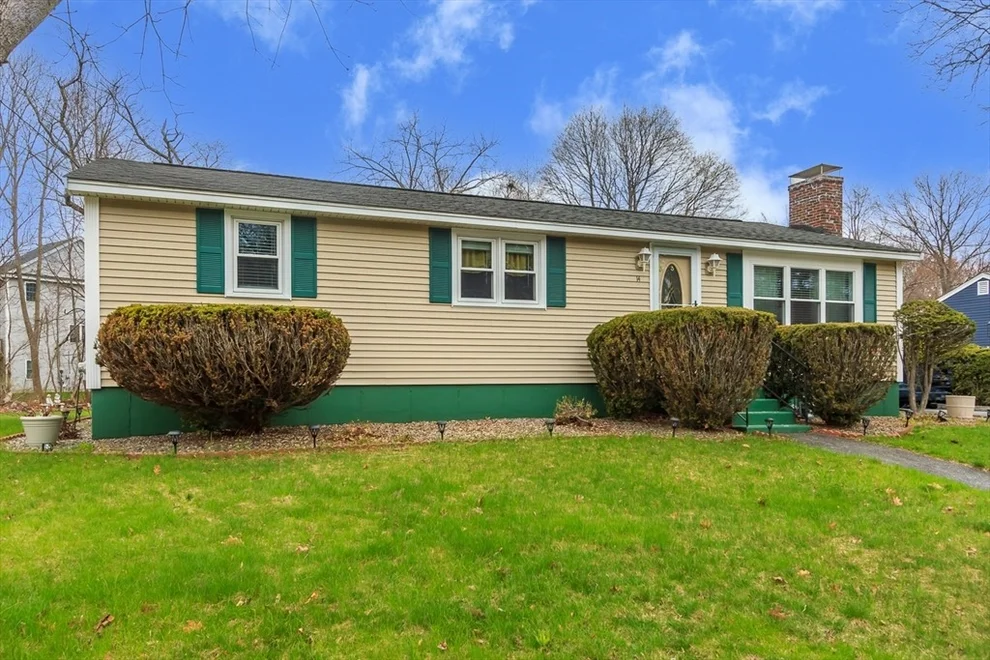 Unit for sale at 14 Glenwood Ave, Salisbury, MA 01952