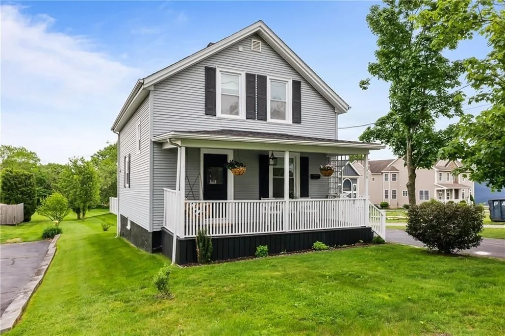 Unit for sale at 1978 County St, Somerset, MA 02726