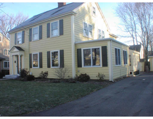 Unit for sale at 81 Stratford Rd, Melrose, MA 02176
