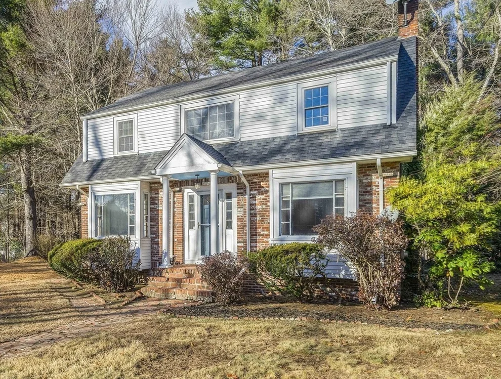 Unit for sale at 5 Richardson St., Medway, MA 02053