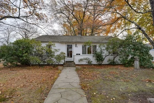 Unit for sale at 42 Lantern Ln, Burlington, MA 01803