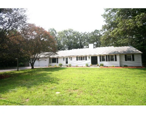 Unit for sale at 65 Thornberry Rd, Winchester, MA 01890