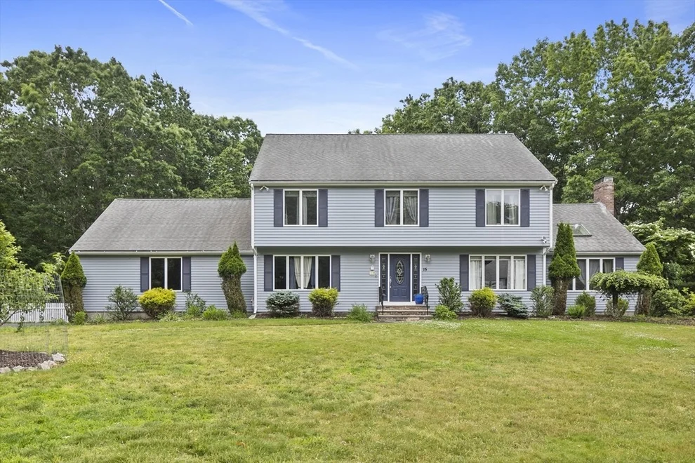 Unit for sale at 15 Juniper Road, Sharon, MA 02067
