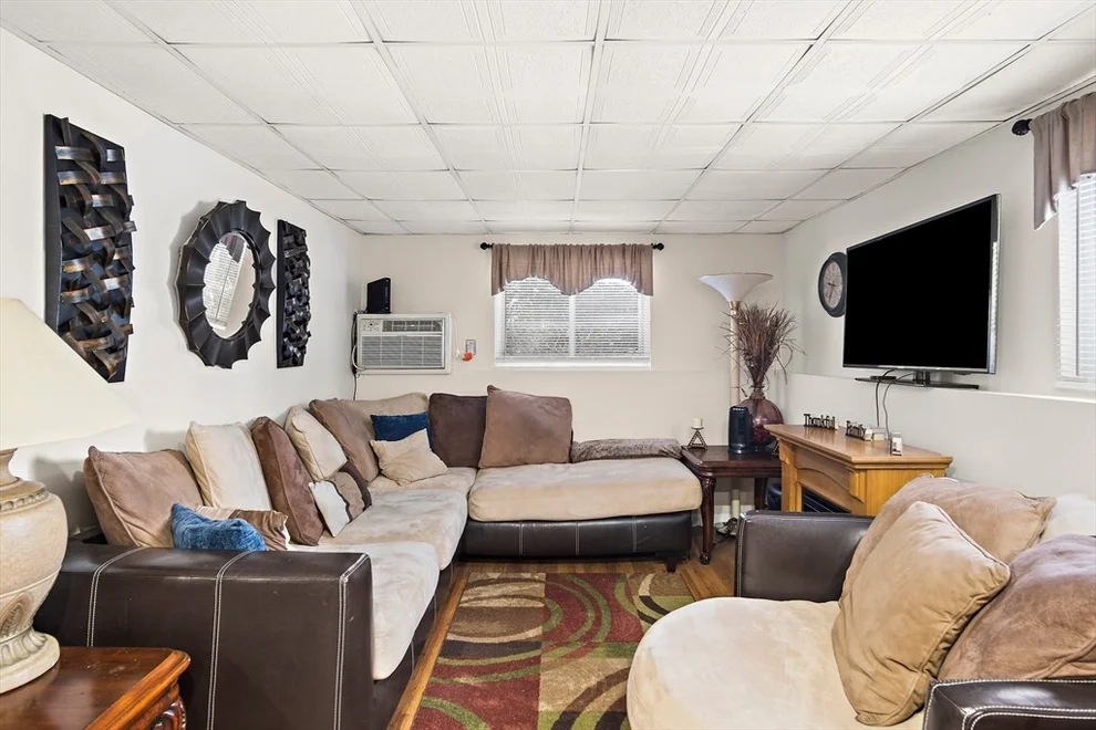 Unit for sale at 215 Chelmsford St, Chelmsford, MA 01824