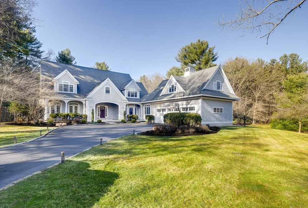 Unit for sale at 965 Bedford Rd, Carlisle, MA 01741